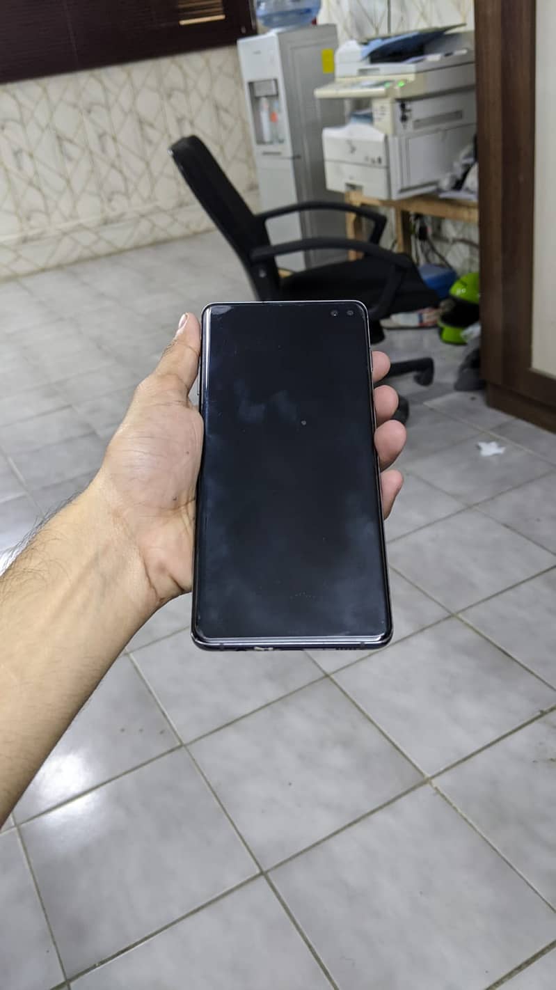 samsung s10 plus Fresh Condition Navy Blue ( read full add ) 3