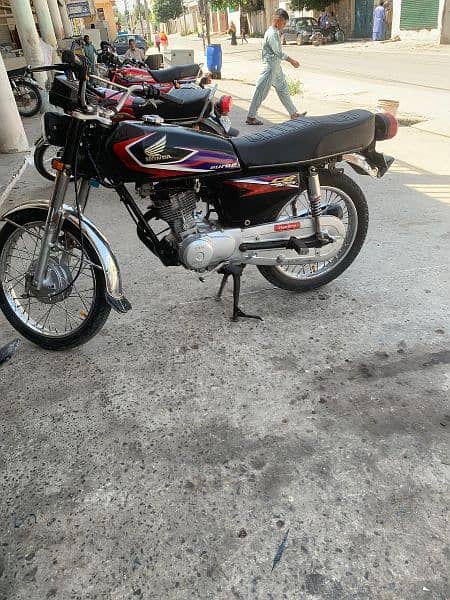 hondaCG125 1