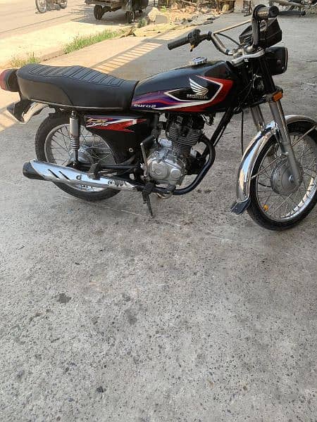 hondaCG125 4