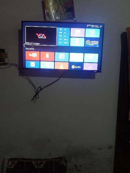 Lg vovn 32 inch smart led tv all ok box astand sate hy condition 10 0