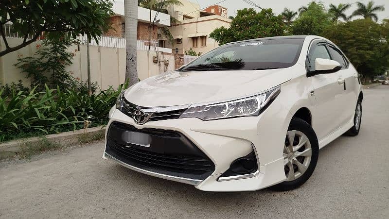 Toyota Corolla GLi 1.3 Automatic (2016 November) Reg 2017 New Key 3