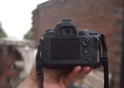 Nikon D600 full frame with 50mm 1.8d battry charger