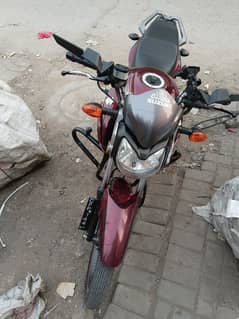 Suzuki gsx 125