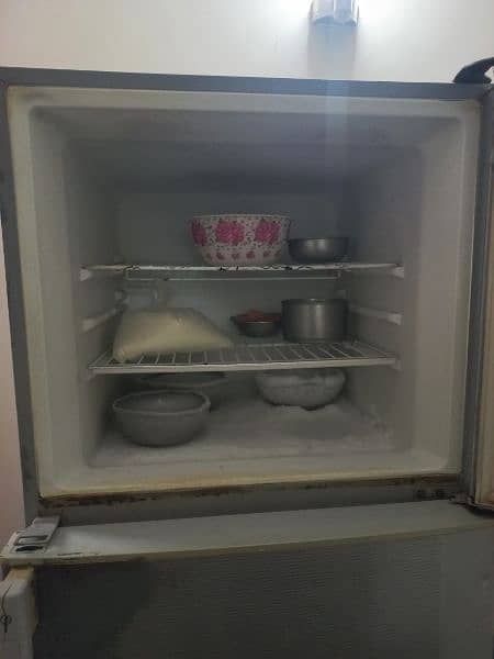 fridge in good condition 2