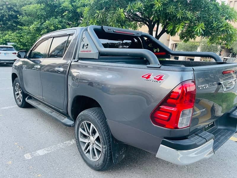 Toyota Hilux 2018 3