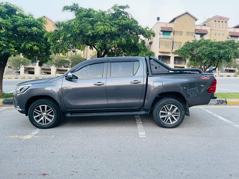 Toyota Hilux 2018 8