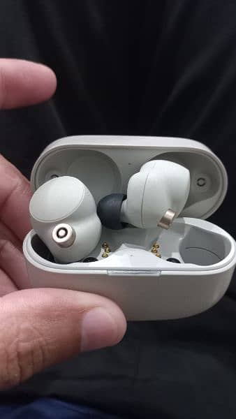 Sony WF-1000XM4 earBuds 7