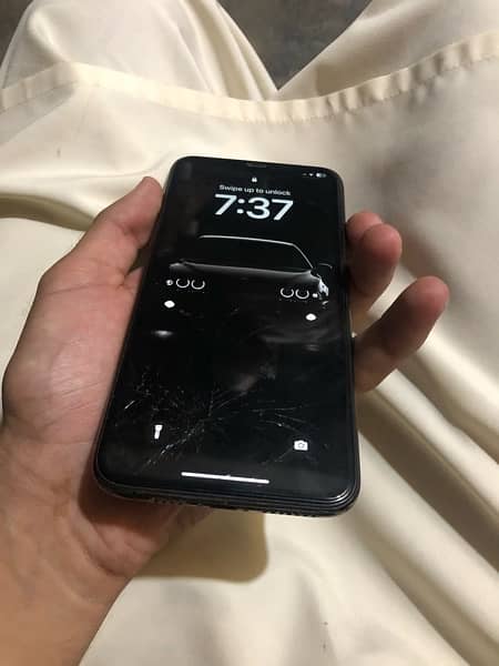 iPhone 11 Pro Max 64 gb 2