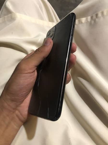 iPhone 11 Pro Max 64 gb 3