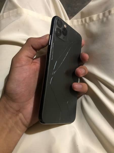 iPhone 11 Pro Max 64 gb 4