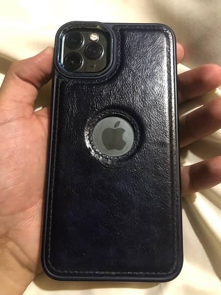 iPhone 11 Pro Max 64 gb 7