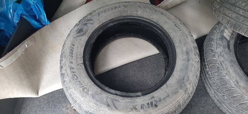 Daihatsu Hijet Used Tires (3 Nos. ) 1