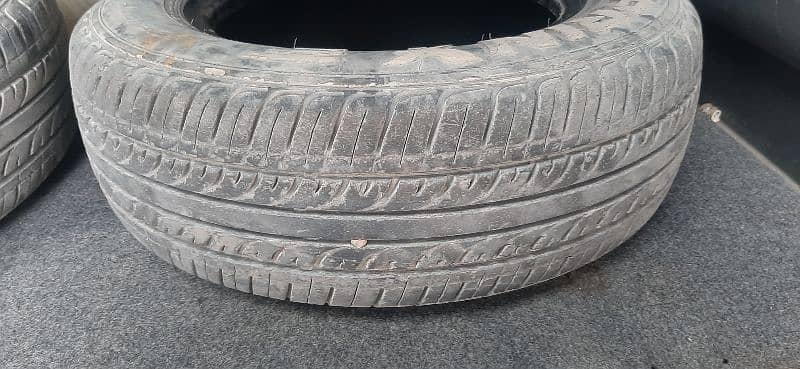 Daihatsu Hijet Used Tires (3 Nos. ) 4