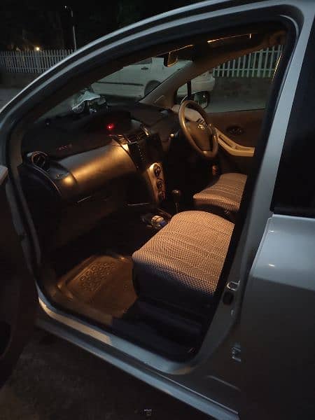 Toyota Vitz model 2009/2013 ( Home use car in good condition ) 3