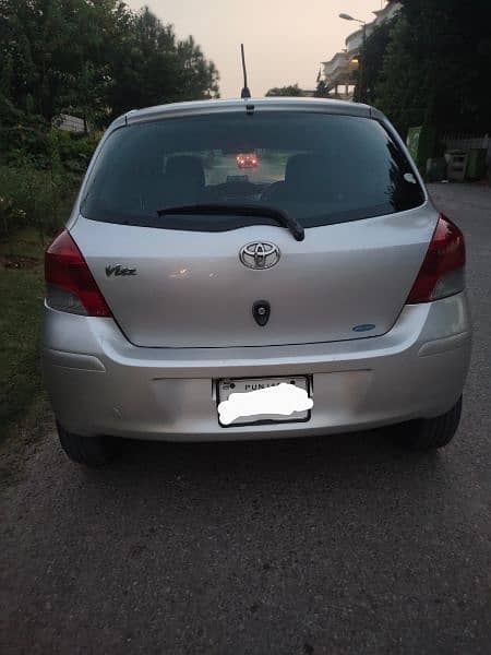 Toyota Vitz model 2009/2013 ( Home use car in good condition ) 7