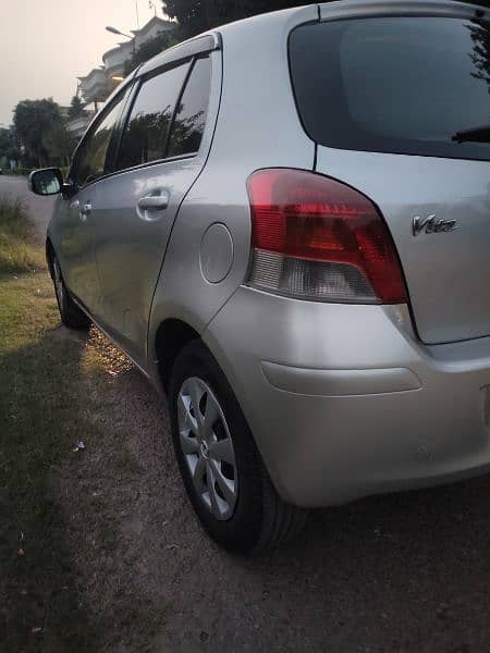 Toyota Vitz model 2009/2013 ( Home use car in good condition ) 10