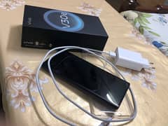 VIVO V30e For Sell