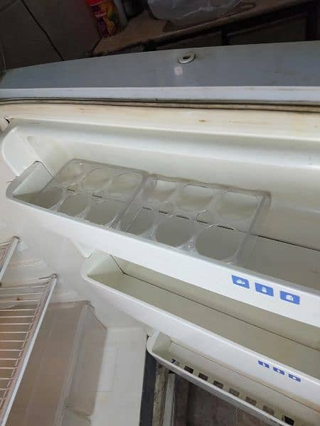 Haier refrigerator good condition 4