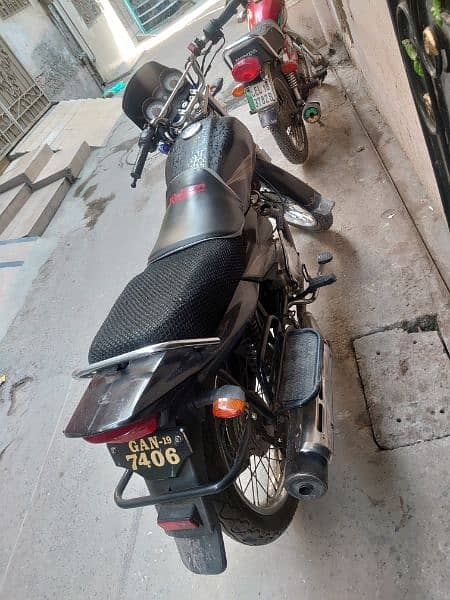 yamaha ybz yb125z better then Honda 70 & 125 & Suzuki gd110s 3