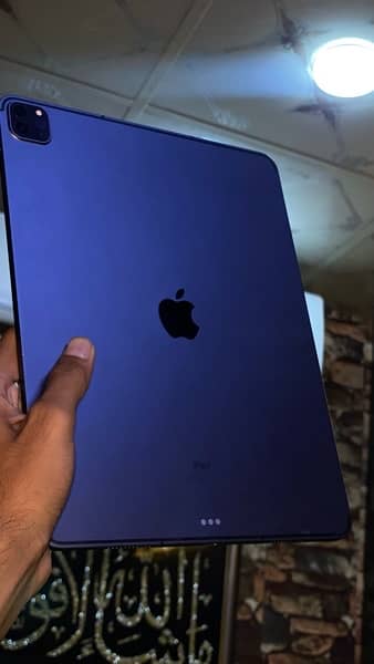 Apple iPad Pro 12.9  2020 M1 chip 256GB 2