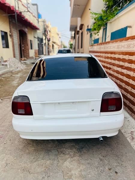 Suzuki Baleno 2002 3