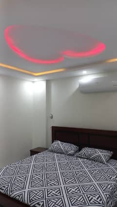 1 BED FULLY FURNISHED FULL LUXURY IDEAL BRAND NEW FLAT FOR RENT IN IDEAL LOCATION BAHRIA TOWN LAHORE 0