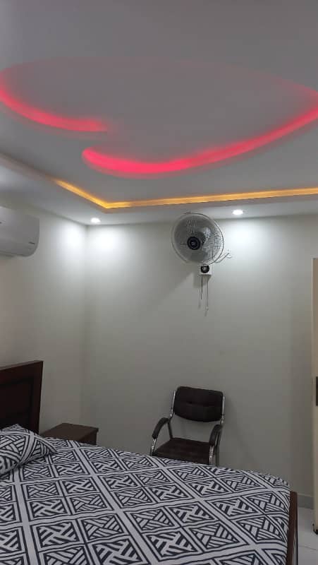 1 BED FULLY FURNISHED FULL LUXURY IDEAL BRAND NEW FLAT FOR RENT IN IDEAL LOCATION BAHRIA TOWN LAHORE 12