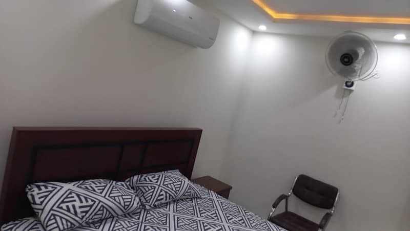 1 BED FULLY FURNISHED FULL LUXURY IDEAL BRAND NEW FLAT FOR RENT IN IDEAL LOCATION BAHRIA TOWN LAHORE 13