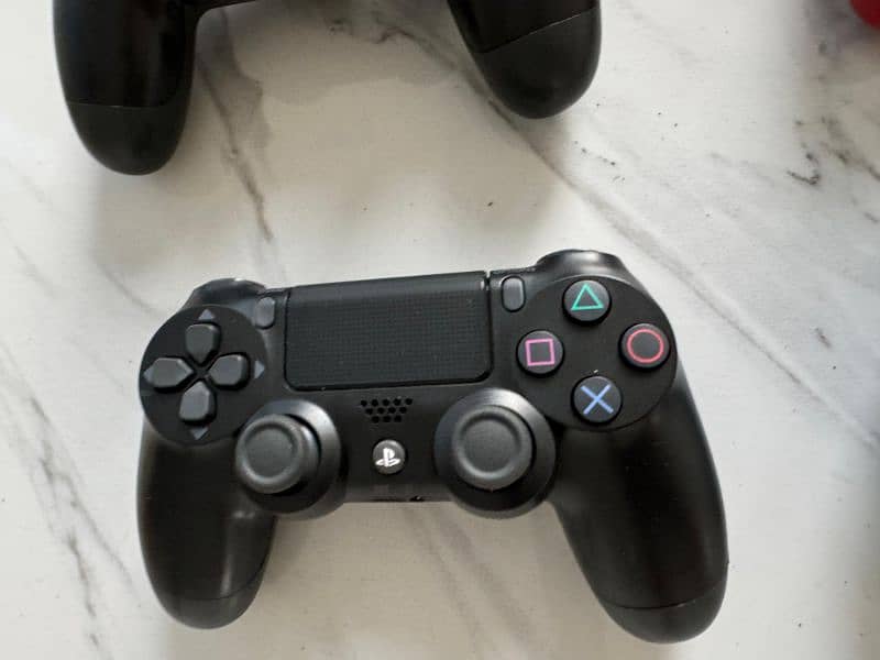 Original Ps4 Controllers 3