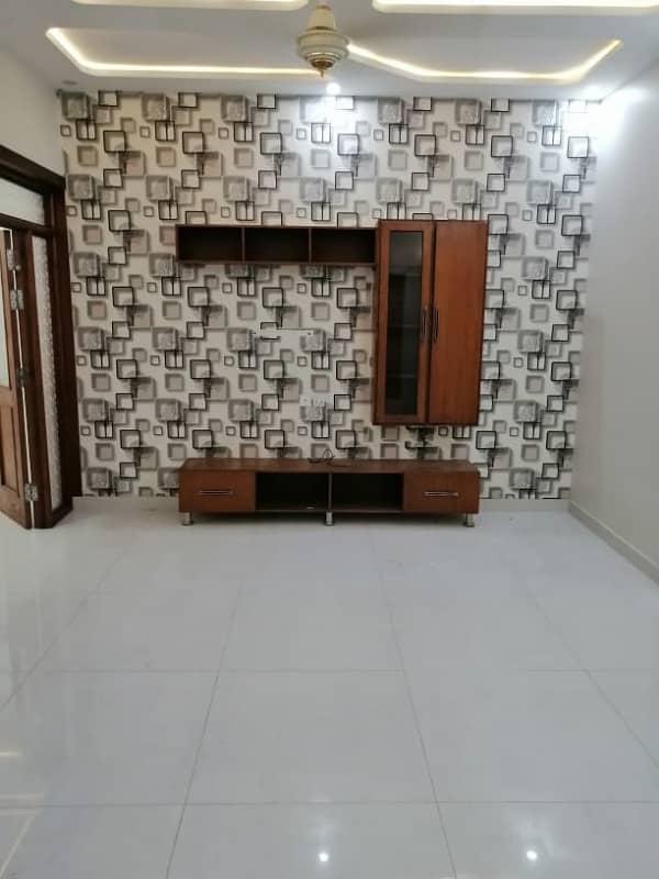 5 MARLA BRAND NEW LUXURY EXCELLENT CONDITION GOOD FULL HOUSE FOR RENT IN BB BLOCK BAHRIA TOWN LAHORE 0