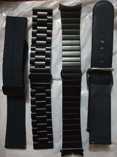 samung watch 3 Titanium Edition with 4 starps & original charger 4