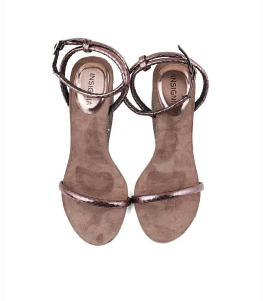 A brand New Insignia party Wear Sandal Heels 78% off 3