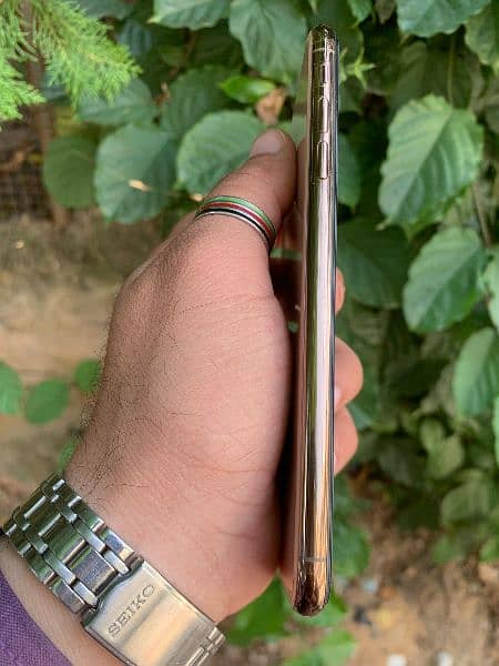 iphone xs max 6