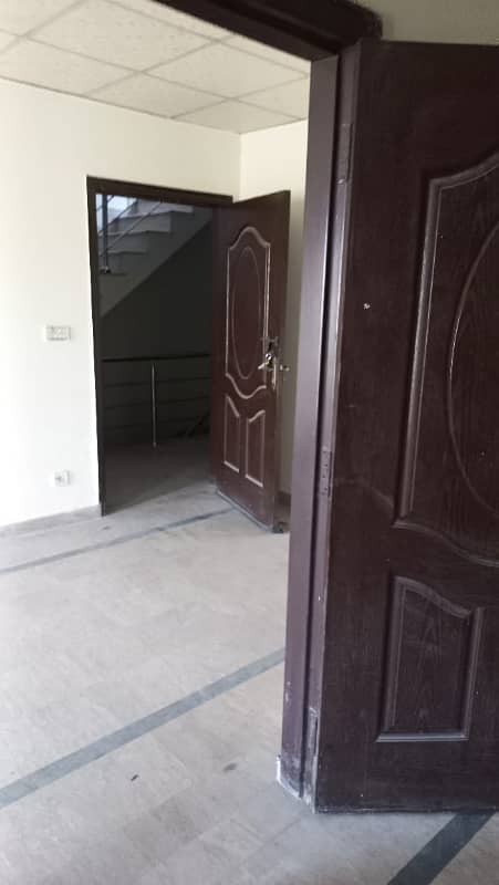 1 BED NEW EXCELLENT CONDITION GOOD FLAT FOR RENT IN BAHRIA TOWN LAHORE 10