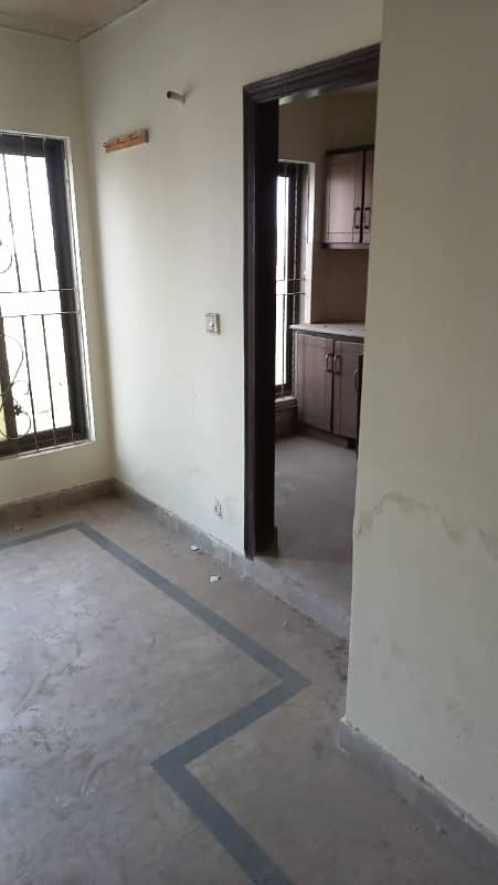 1 BED NEW EXCELLENT CONDITION GOOD FLAT FOR RENT IN BAHRIA TOWN LAHORE 21