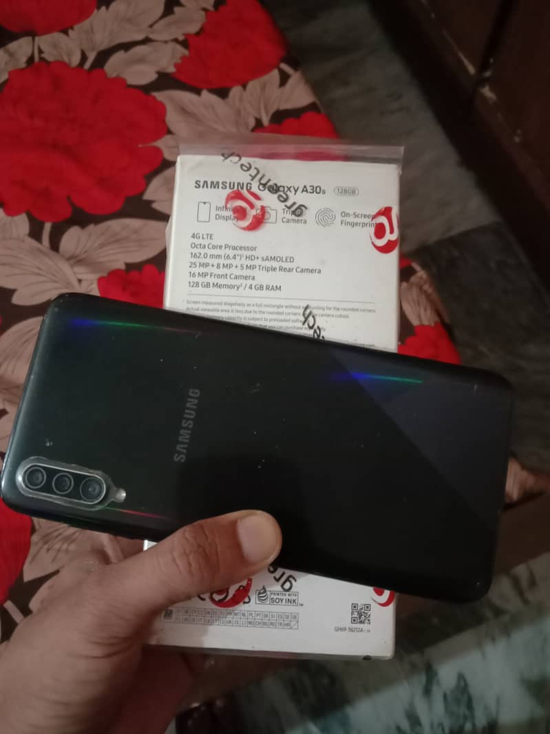 (Panel Kharab ha sirf) Samsung Galaxy A30s 4/128GB 1