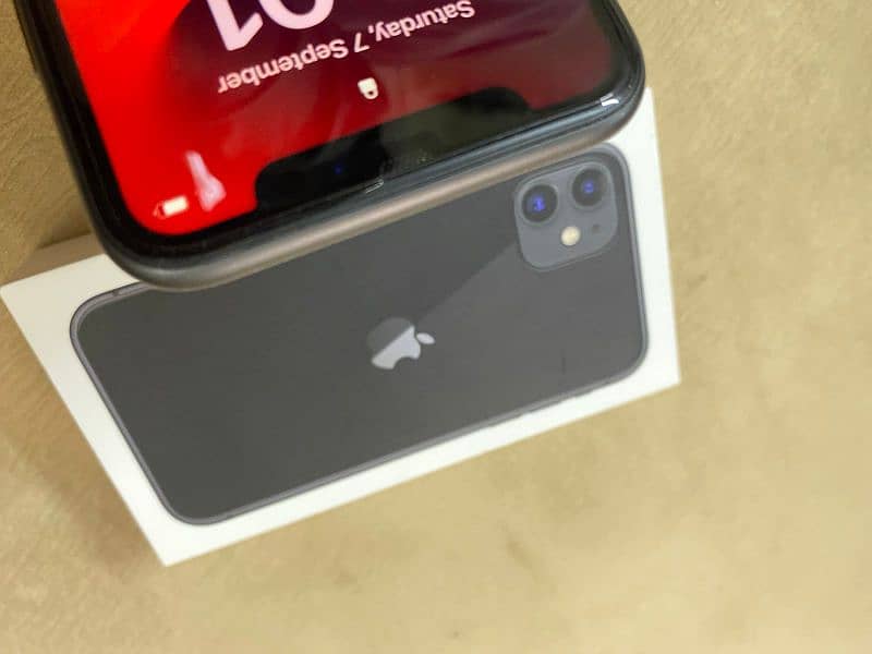 iphone 11 128GB 4