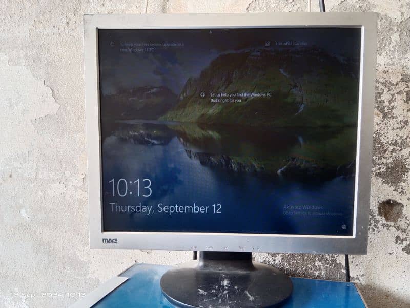 Computer Monitor For Sale 2