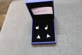 artistry earrings of Malaysia brand, earrings ,gift pack of earrings,