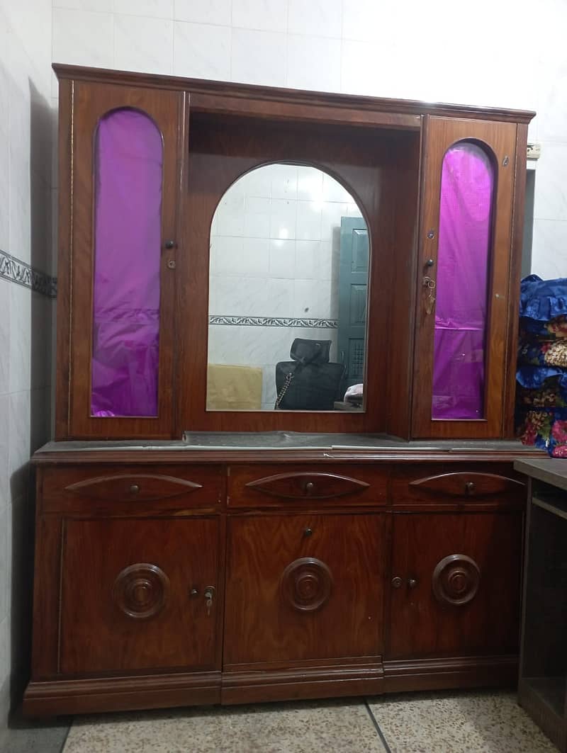 Dressing Table Wooded A+ Condition 1