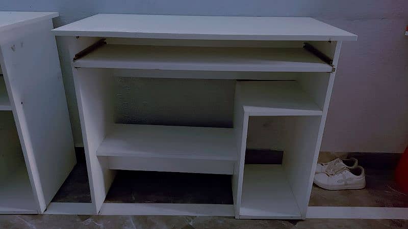 2 study tables computer tables slightly used at very reasonable price 3