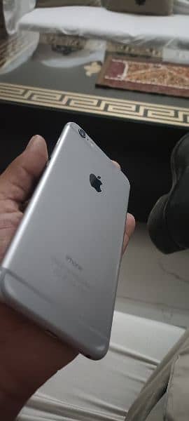 iPhone 6 Plus Silver Colour 2