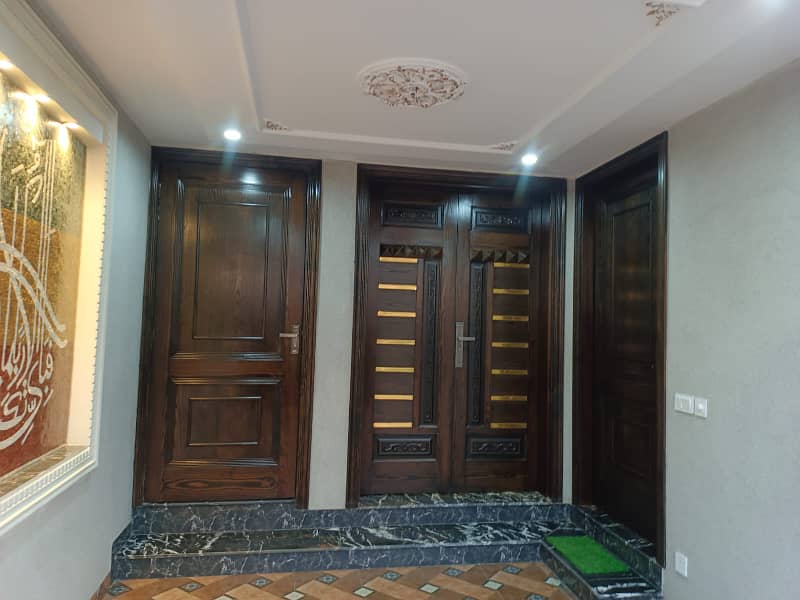 5 marla house for sale in paragon city lahore 1