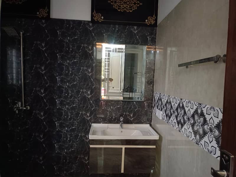 5 marla house for sale in paragon city lahore 9