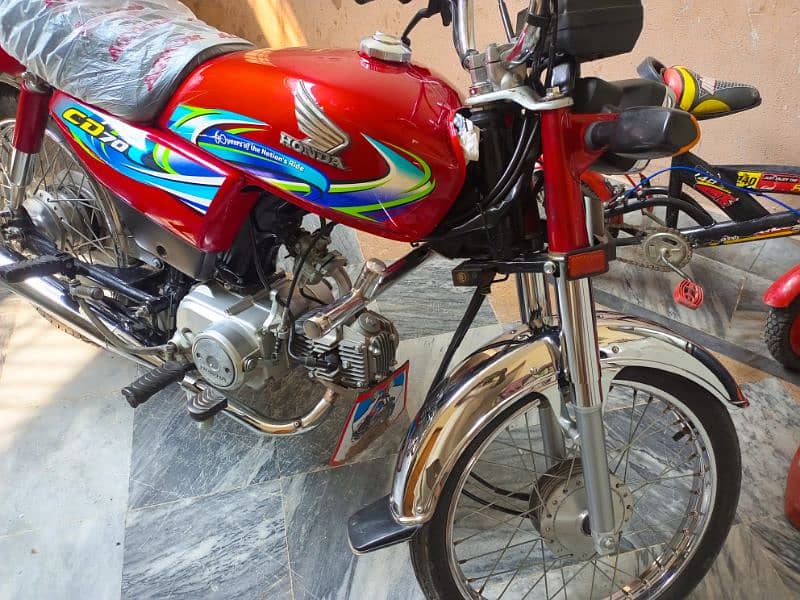 Honda CD 70 new 3