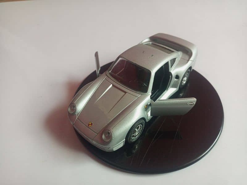 read add first diecast model car big size diffirent prices 11