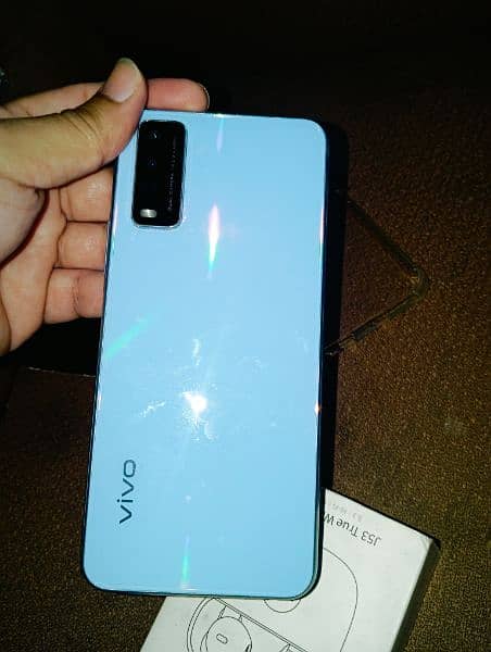 Vivo Y12s 4