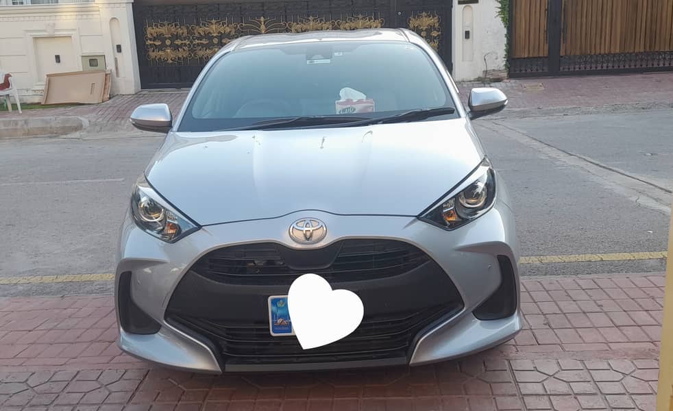 Toyota Yaris 2022Hatchback) 2022 Japanese For Sale 0