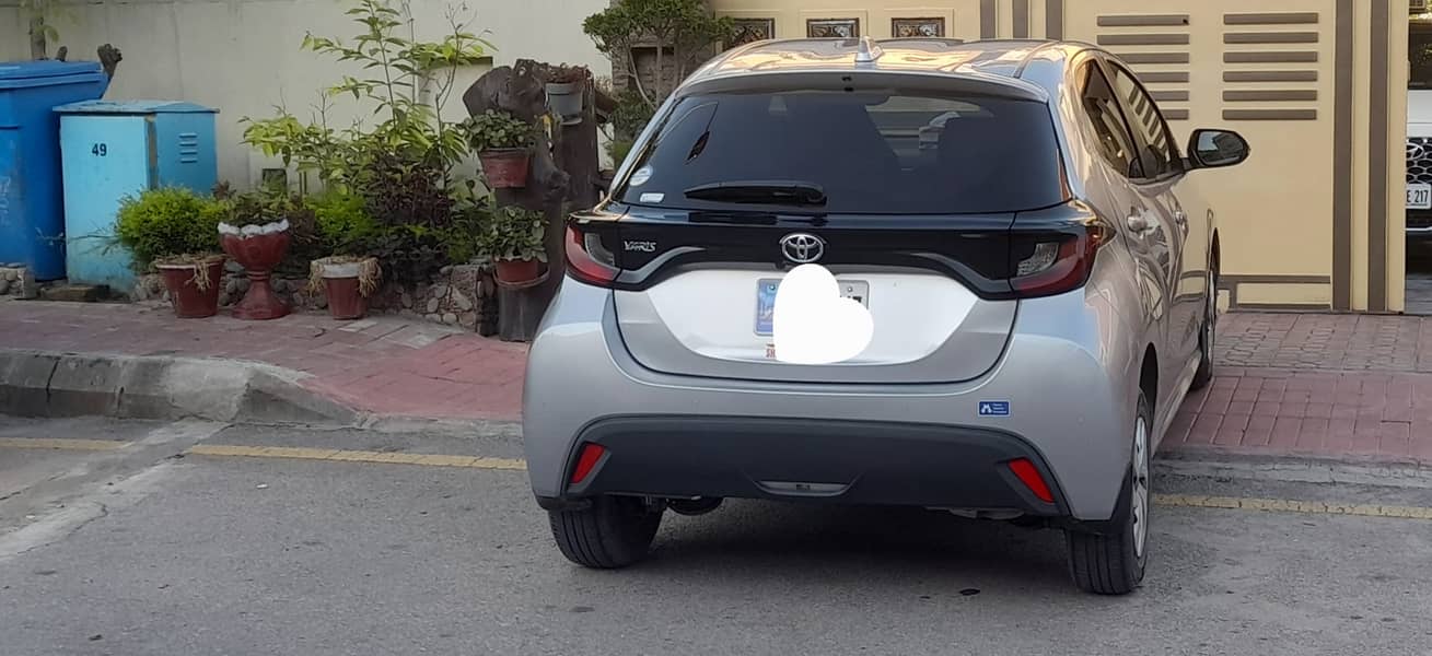 Toyota Yaris 2022Hatchback) 2022 Japanese For Sale 3