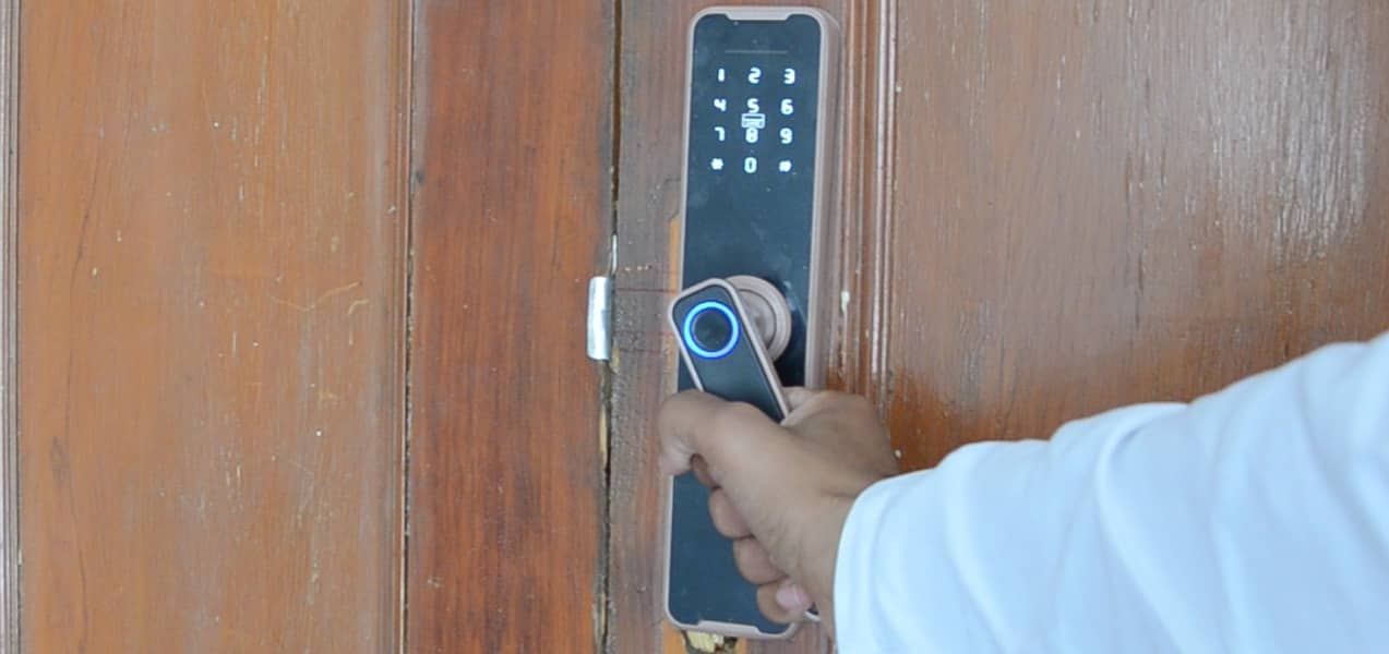 fingerprint handle lock wood door TT Tuya Security system 4